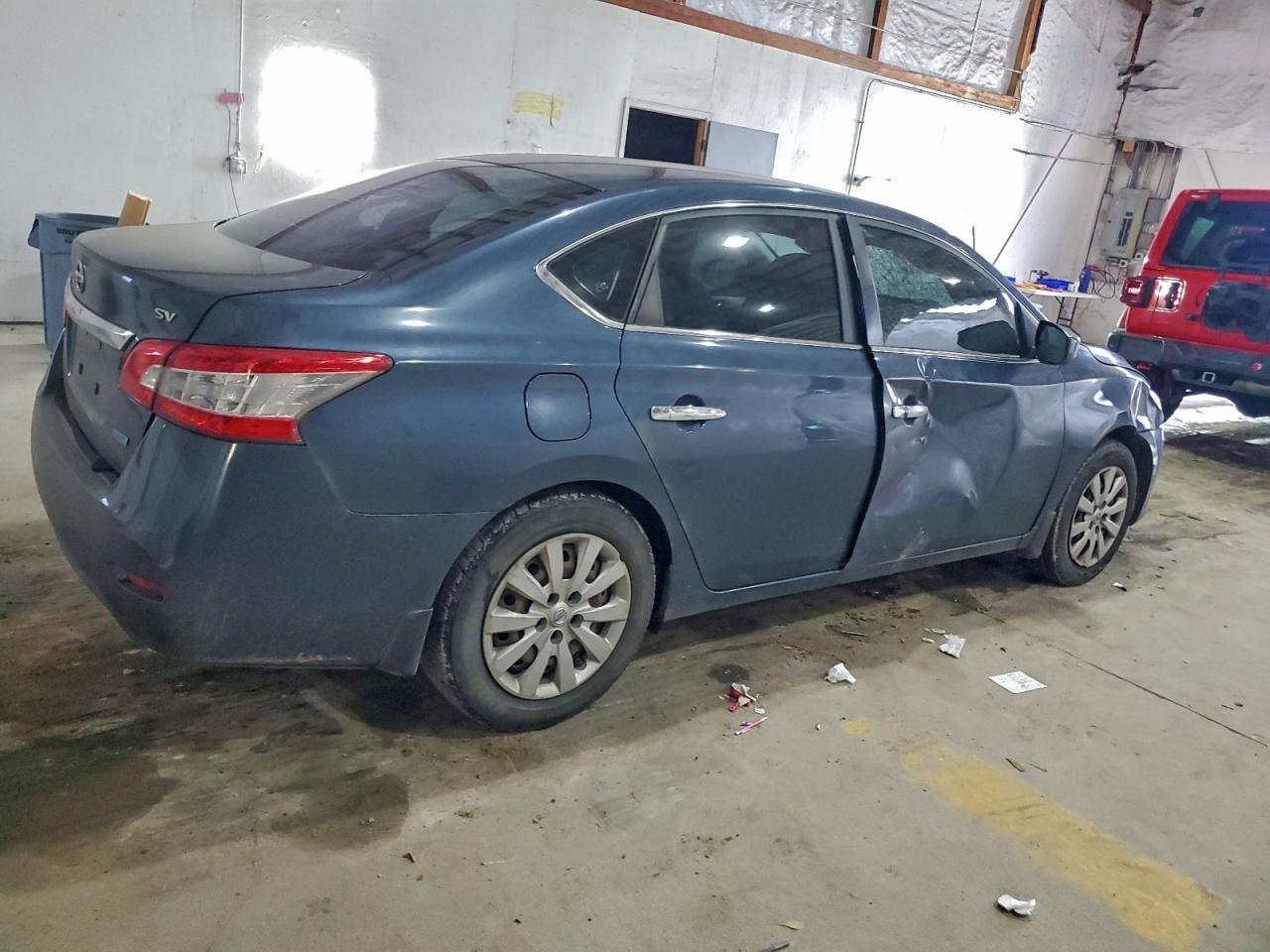 2014 Nissan Sentra S - Фото 3