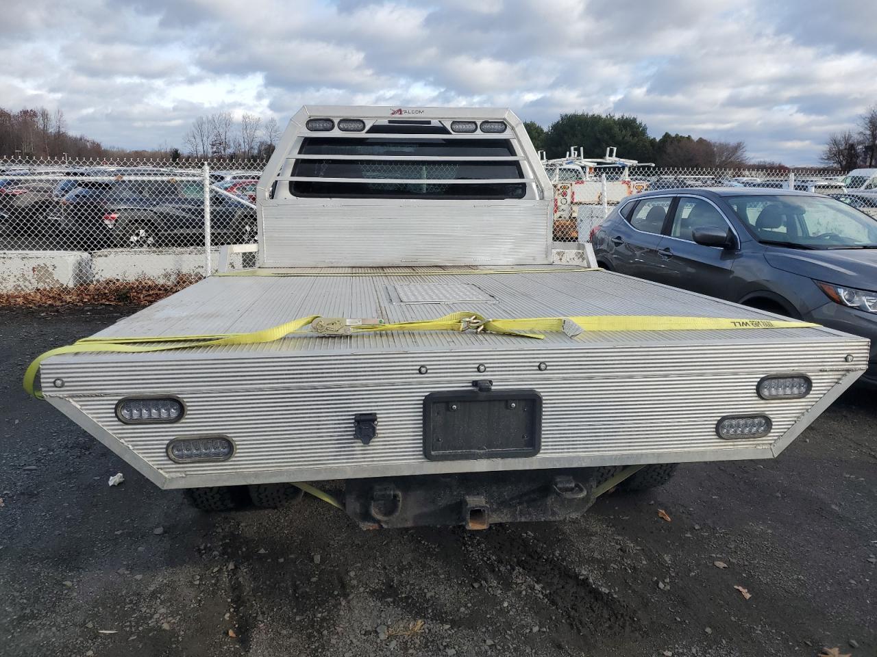 2005 Ford F350 Super Duty Flatbed Truck - Фото 6