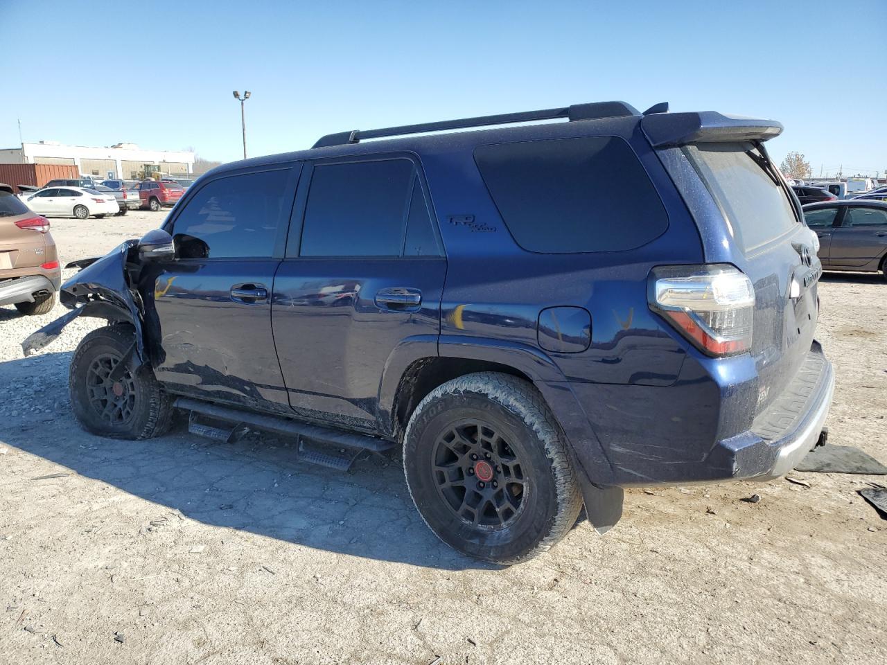 2022 Toyota 4Runner Sr5 Premium - Image 2