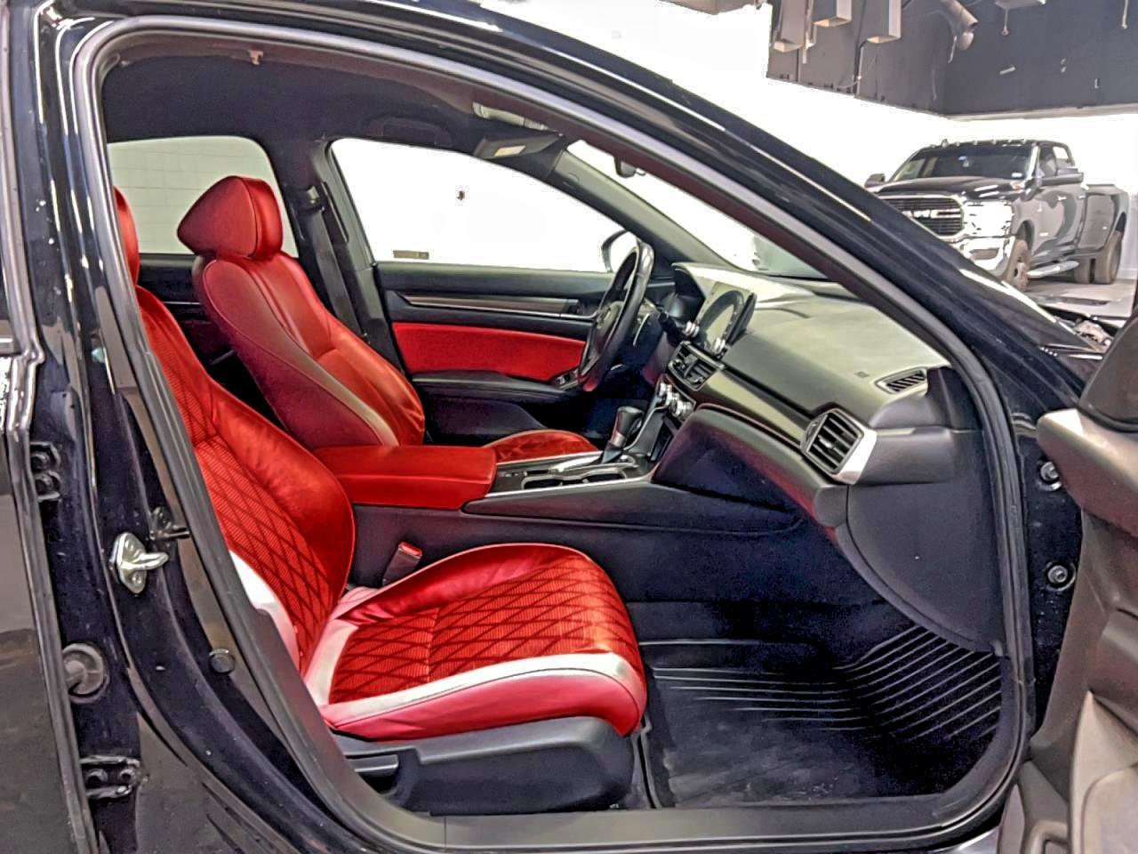 2019 Honda Accord Sport - Image 5