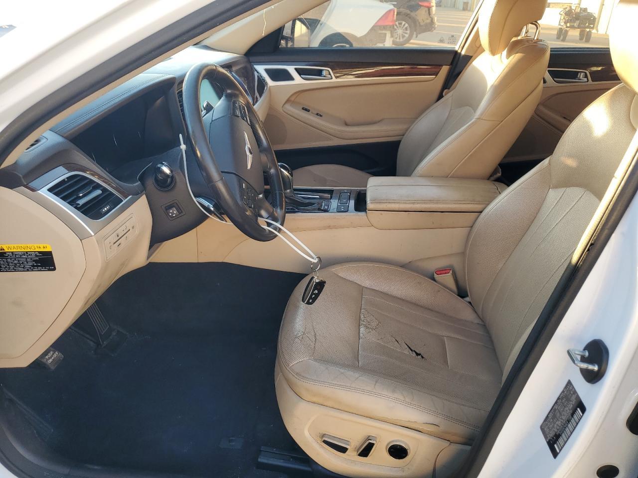 2015 Hyundai Genesis 3.8L - Image 7