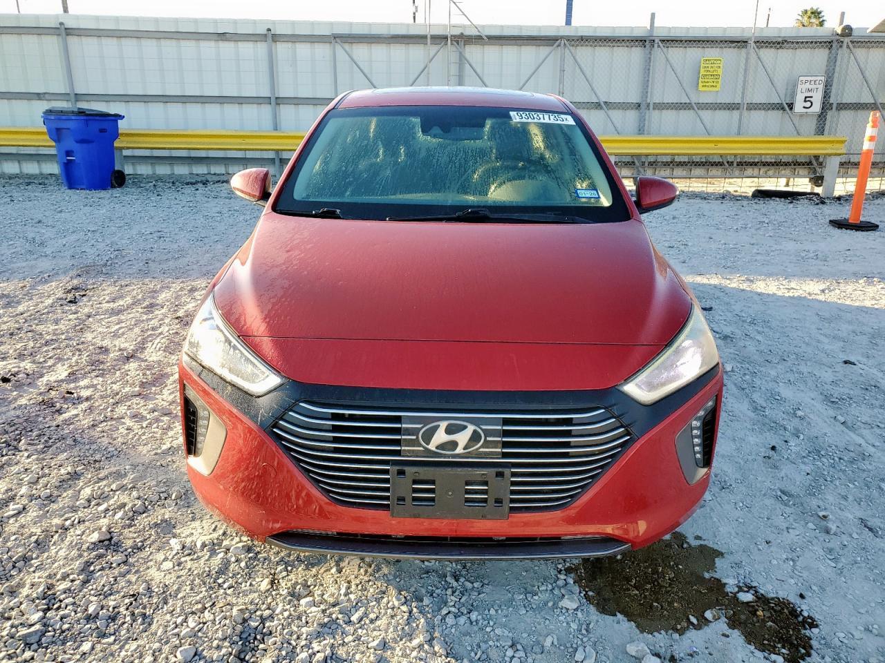 2019 Hyundai Ioniq Limited - Фото 5