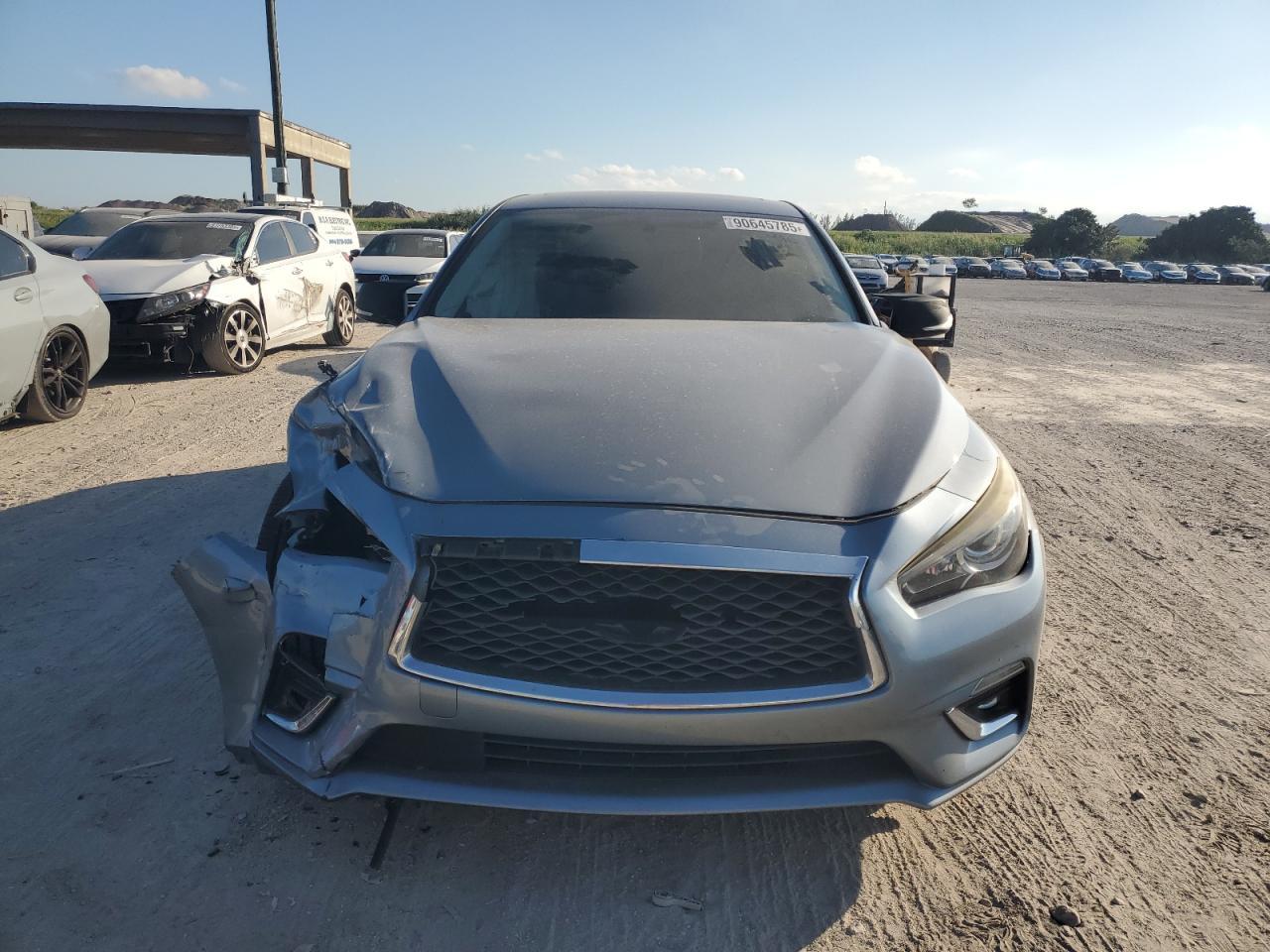 2019 Infiniti Q50 Luxe - Image 5