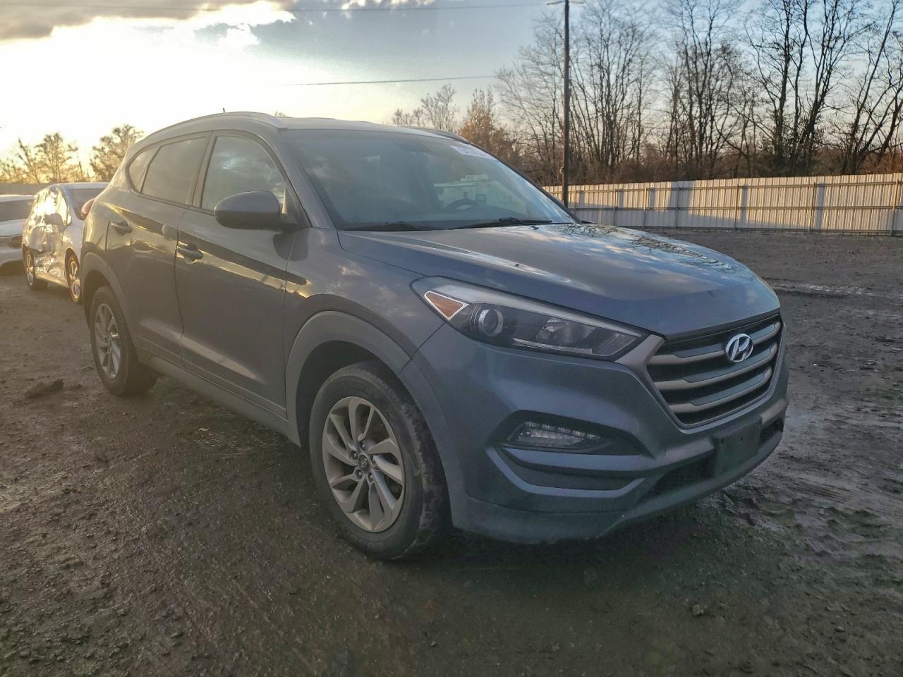 2016 Hyundai Tucson Limited - Фото 4