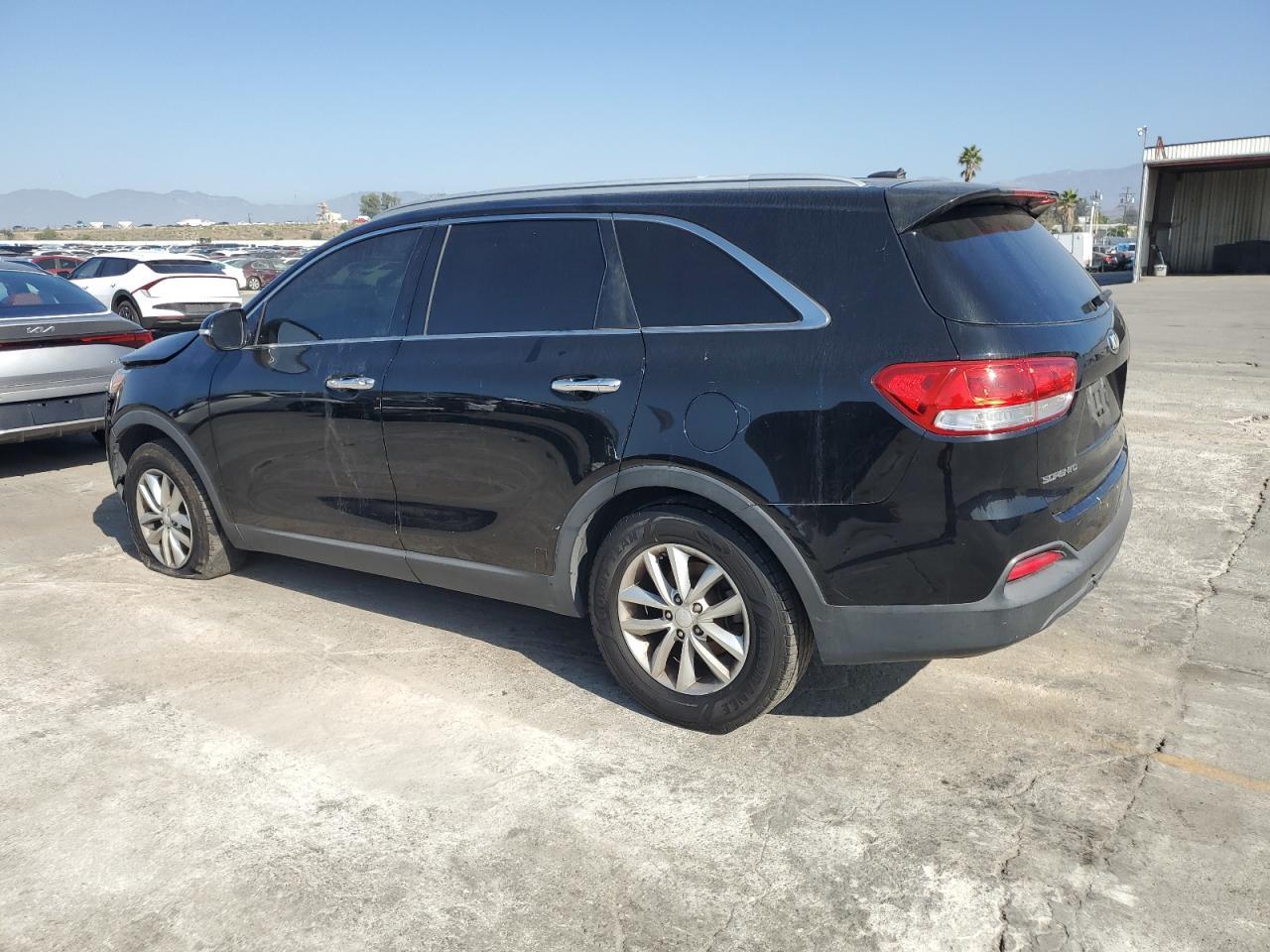 2016 Kia Sorento Lx - Фото 2