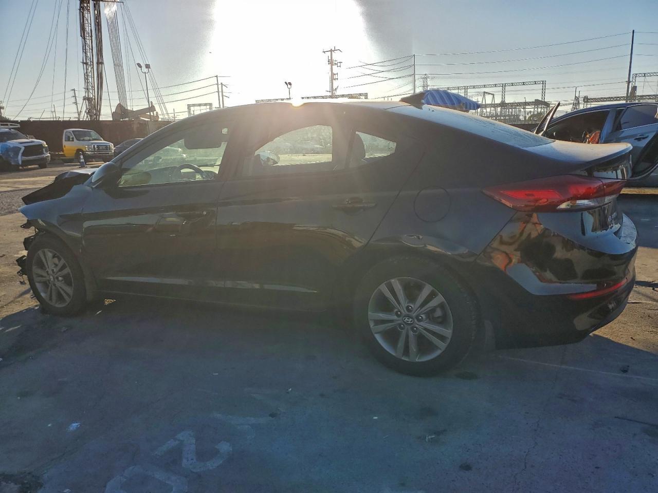 2018 Hyundai Elantra Sel - Image 2