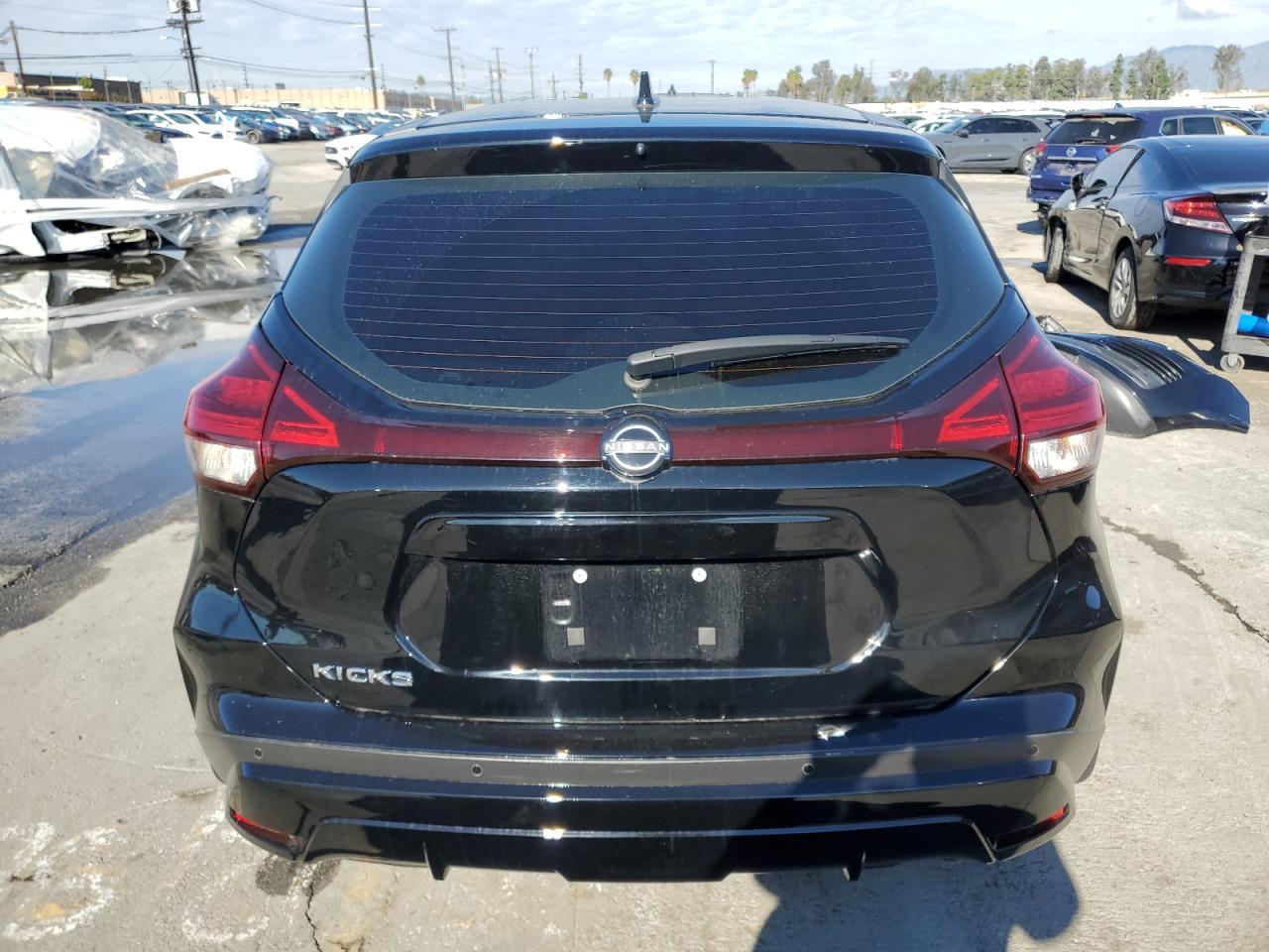 2024 Nissan Kicks S - Image 6