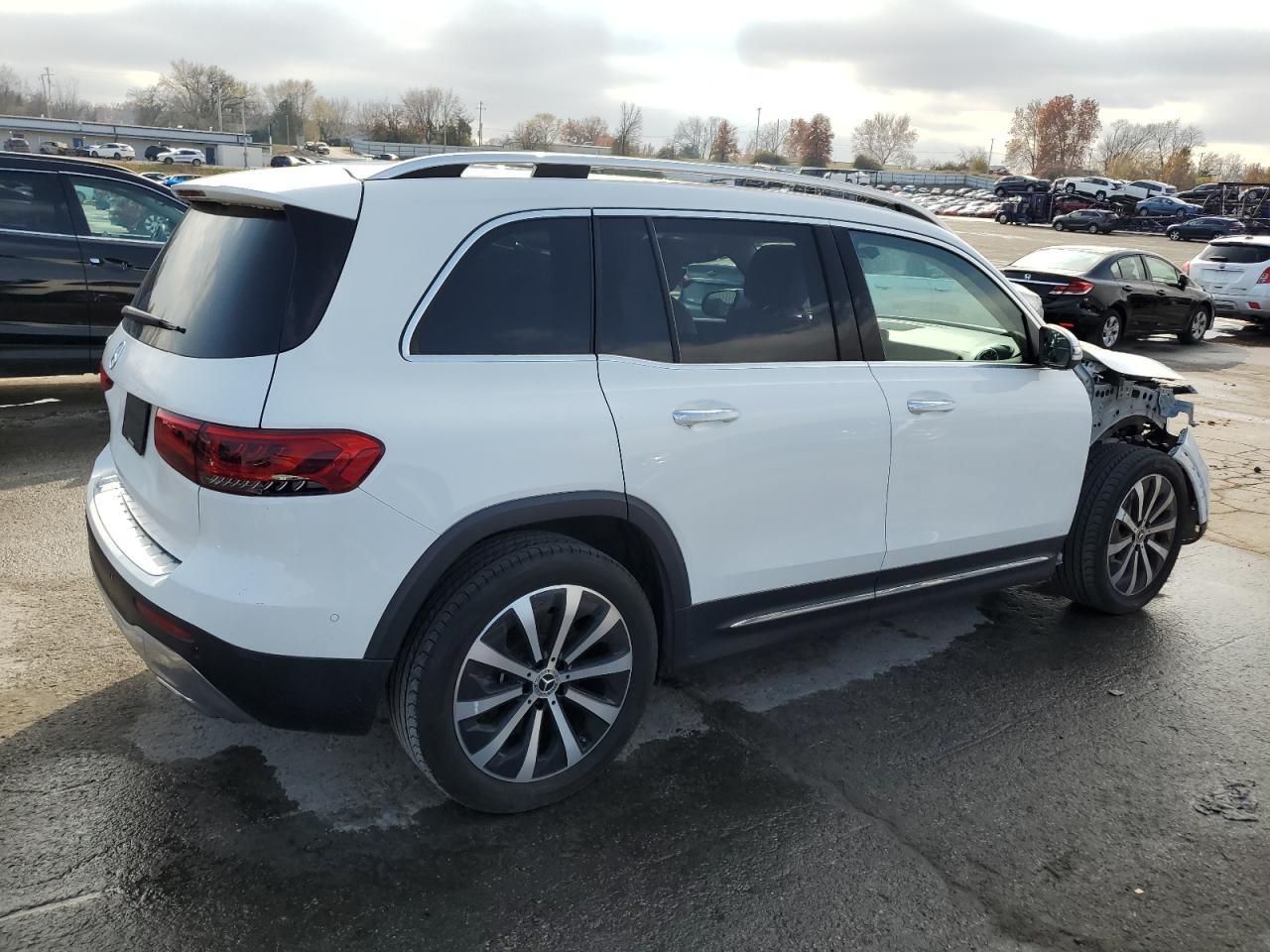 2023 Mercedes-Benz Glb 250 - Фото 3
