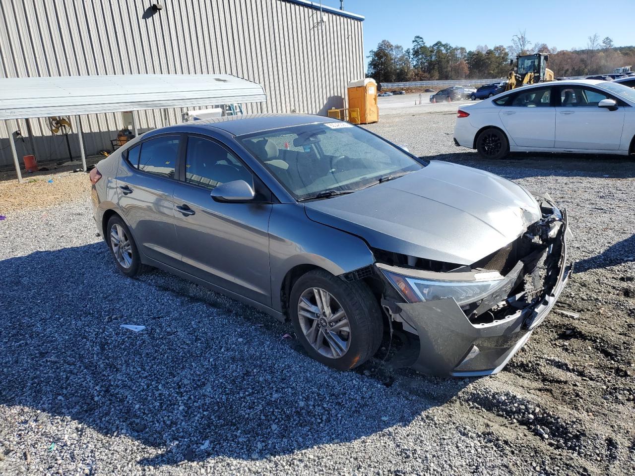 2019 Hyundai Elantra Sel - Фото 4