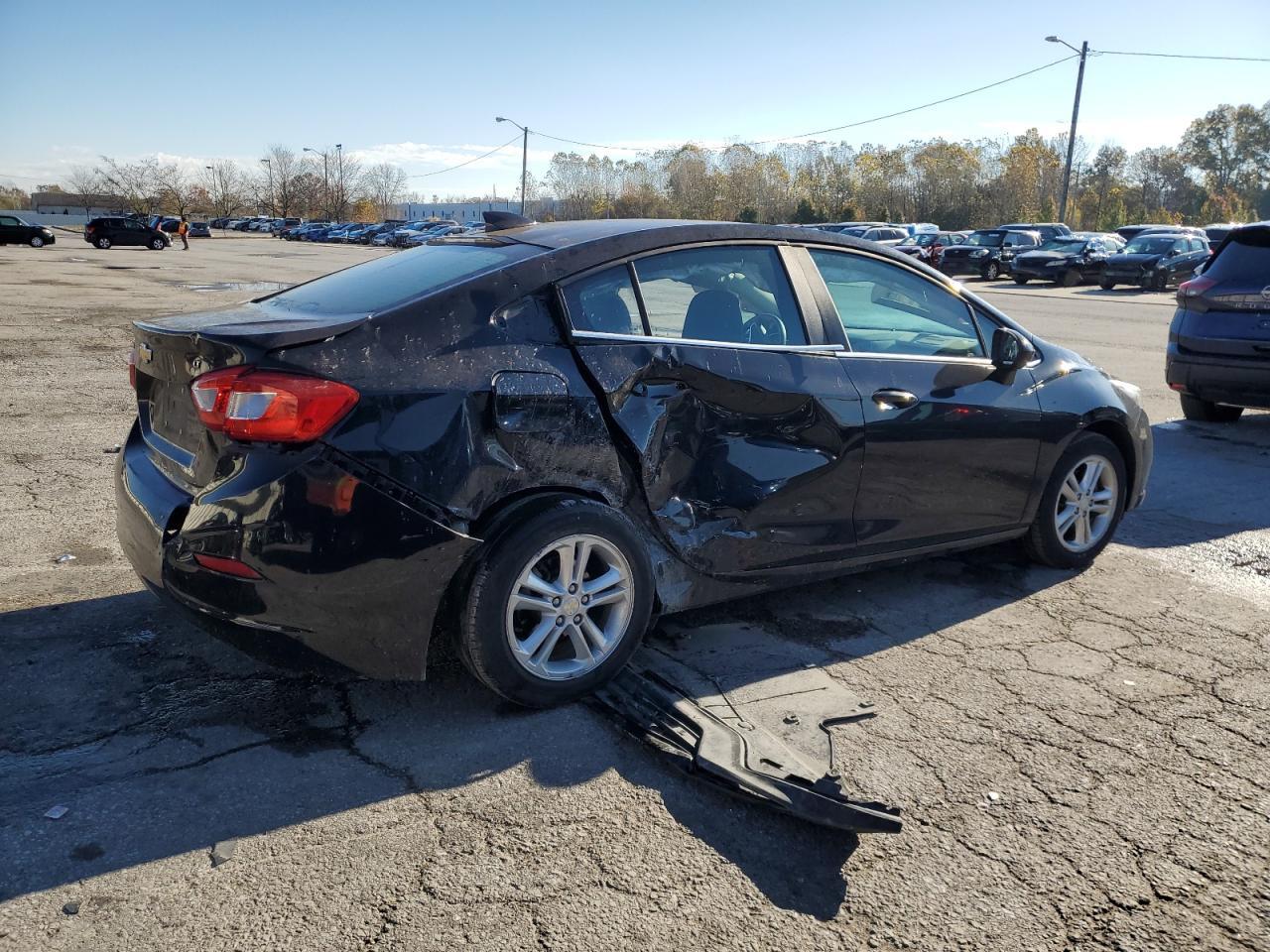 2017 Chevrolet Cruze Lt - Image 3