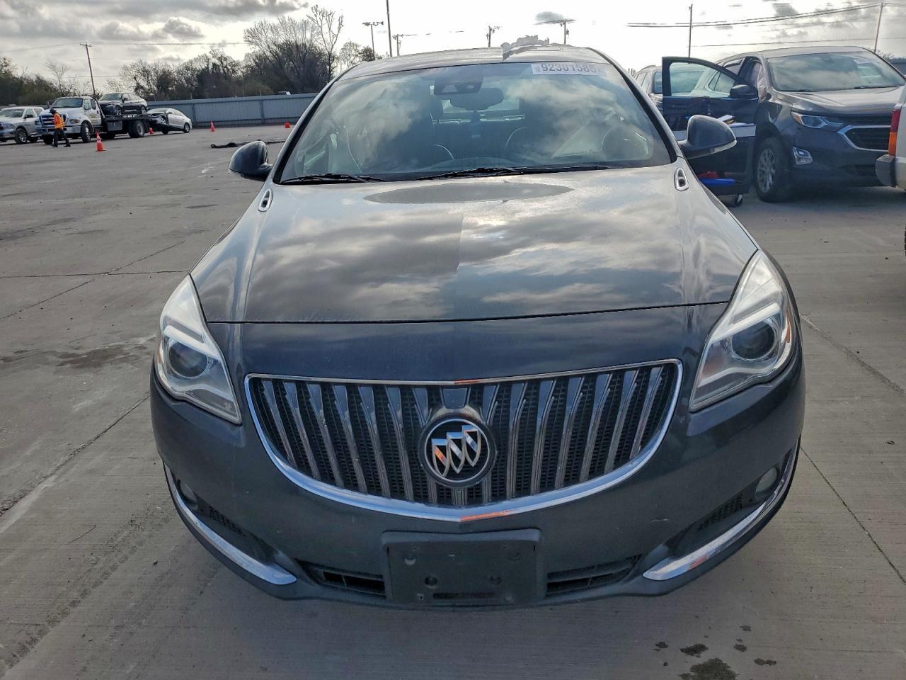 2016 Buick Regal Premium - Image 5