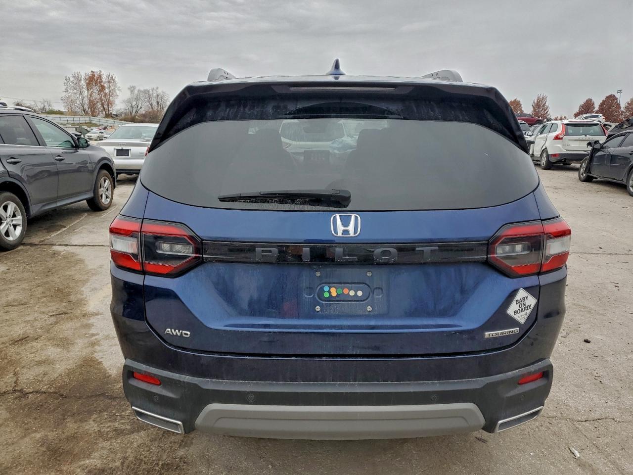 2023 Honda Pilot Touring - Image 6