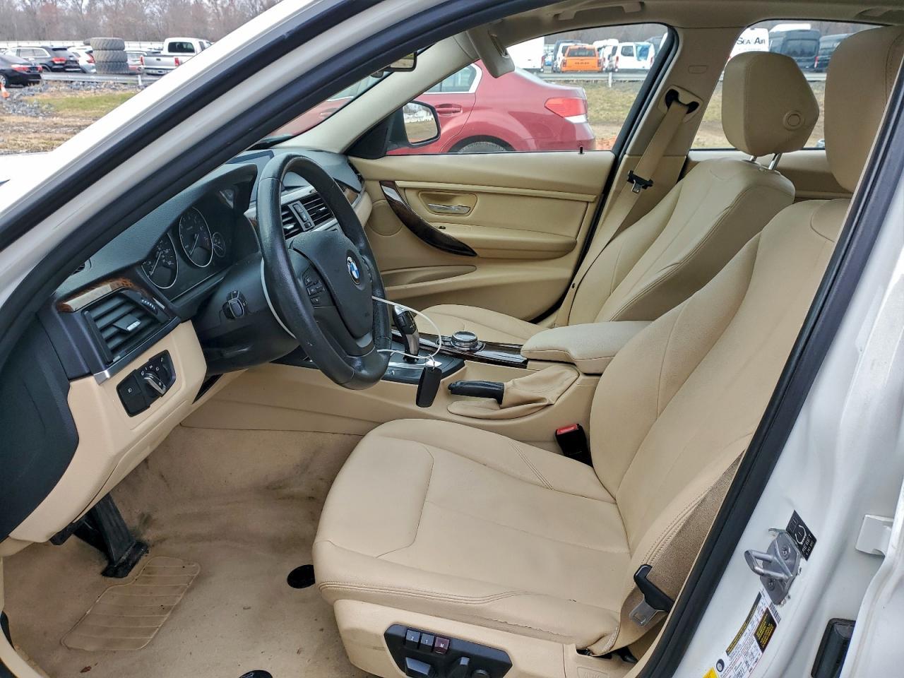 2014 BMW 320 I xDrive - Фото 7