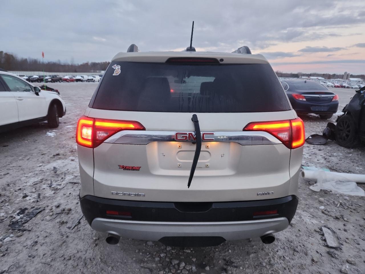 2017 GMC Acadia Sle - Фото 6