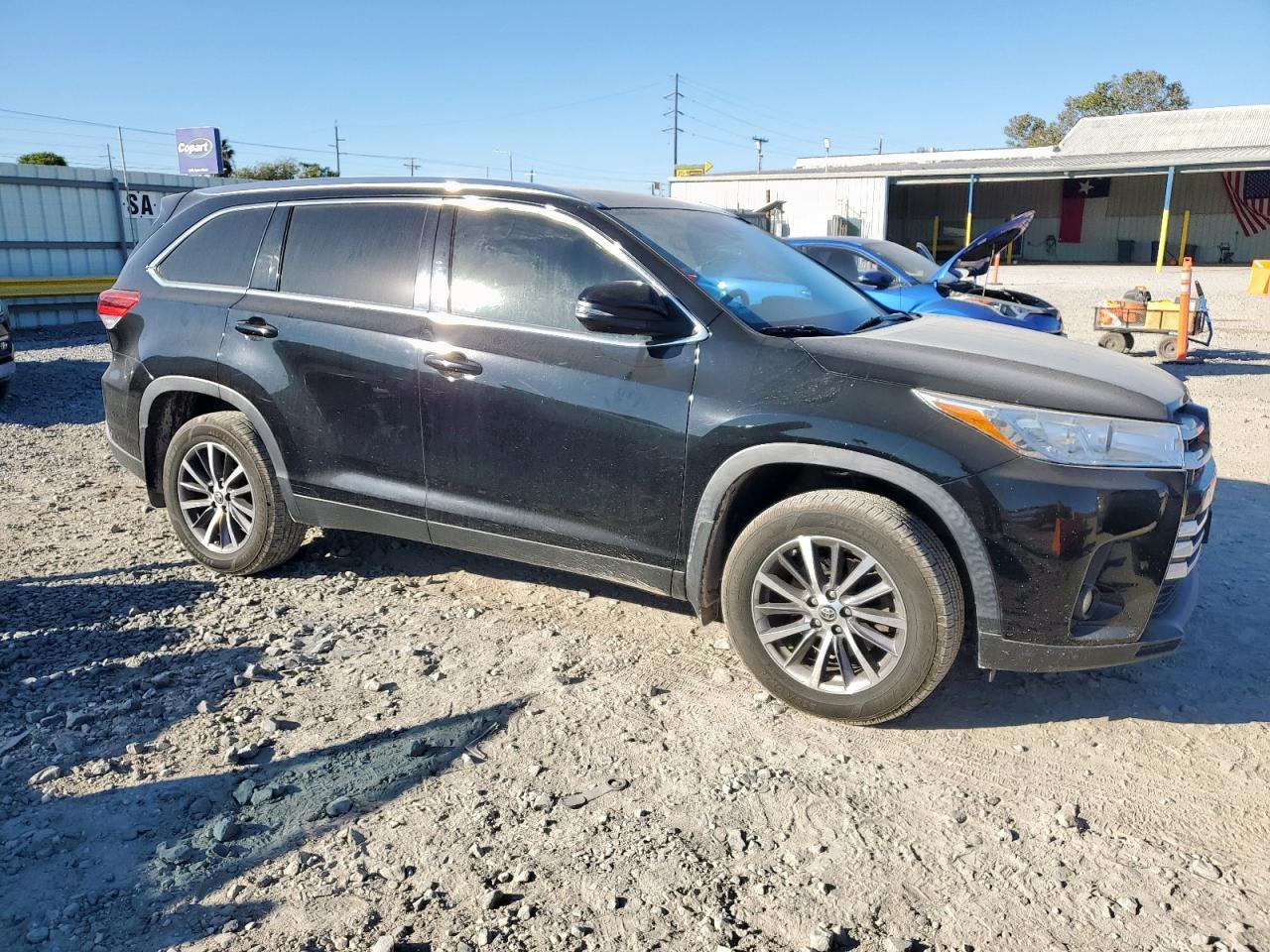 2019 Toyota Highlander Se - Фото 4