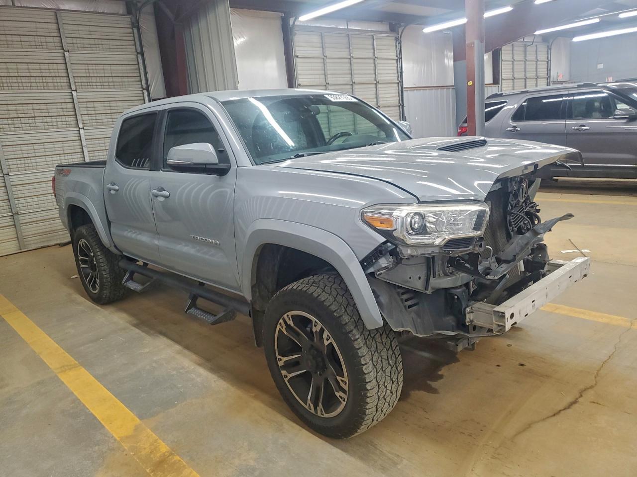 2019 Toyota Tacoma Double Cab - Image 4