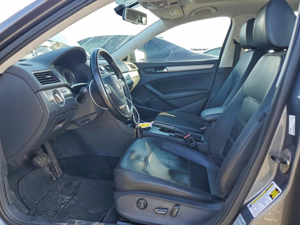 2014 Volkswagen Passat Se - Фото 7