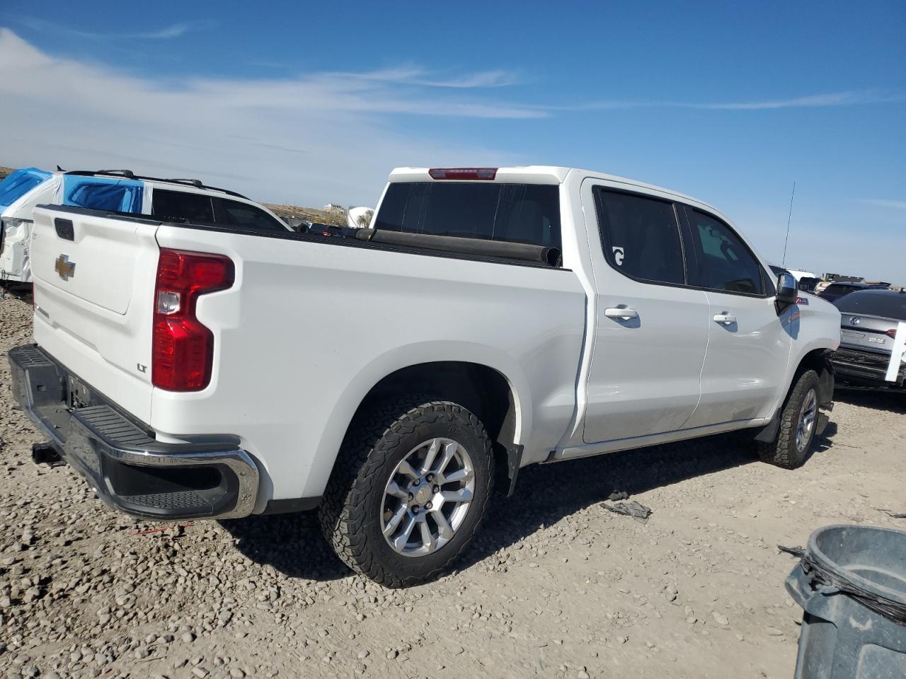 2023 Chevrolet Silverado K1500 Lt - Image 3