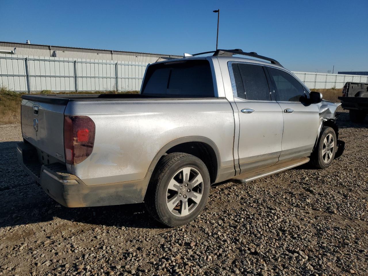 2018 Honda Ridgeline Rtl - Image 3