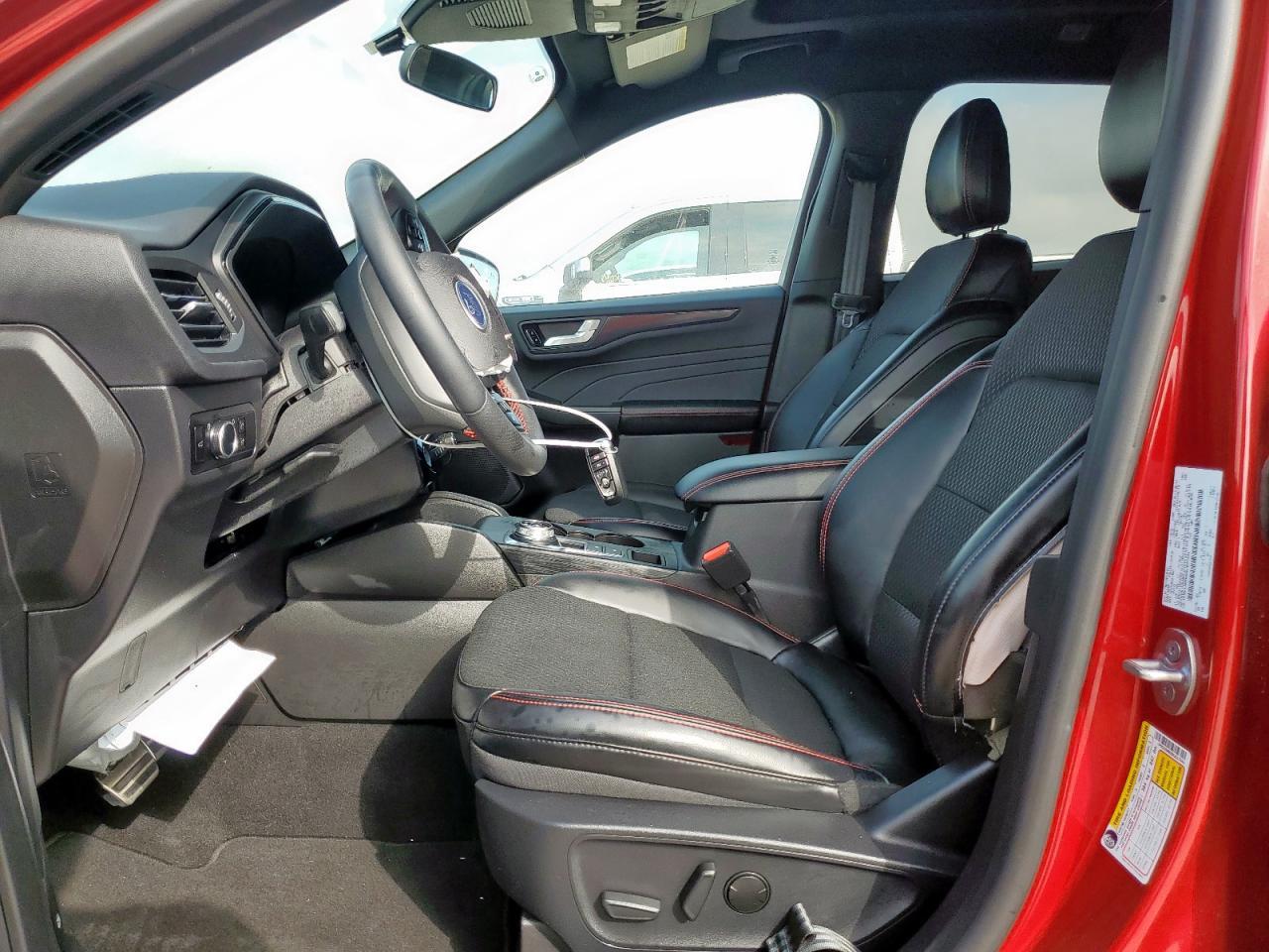 2024 Ford Escape St Line - Фото 7