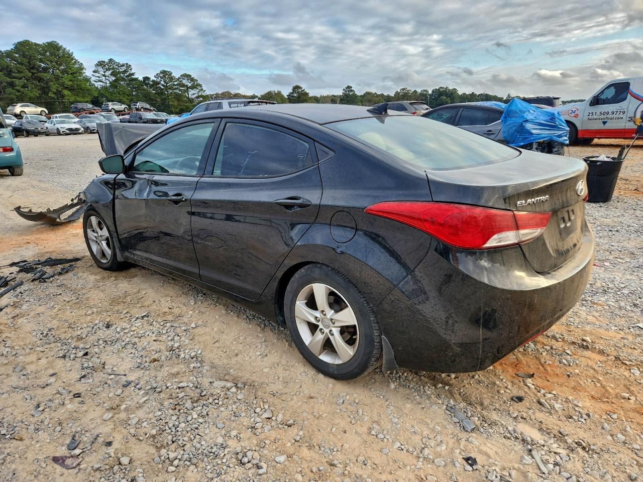 2013 Hyundai Elantra Gls - Image 2