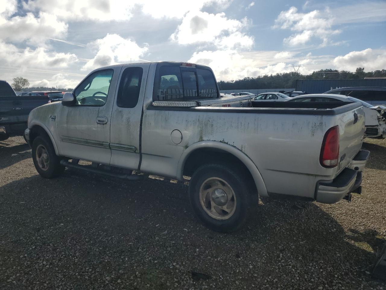 2000 Ford F150 - Фото 2