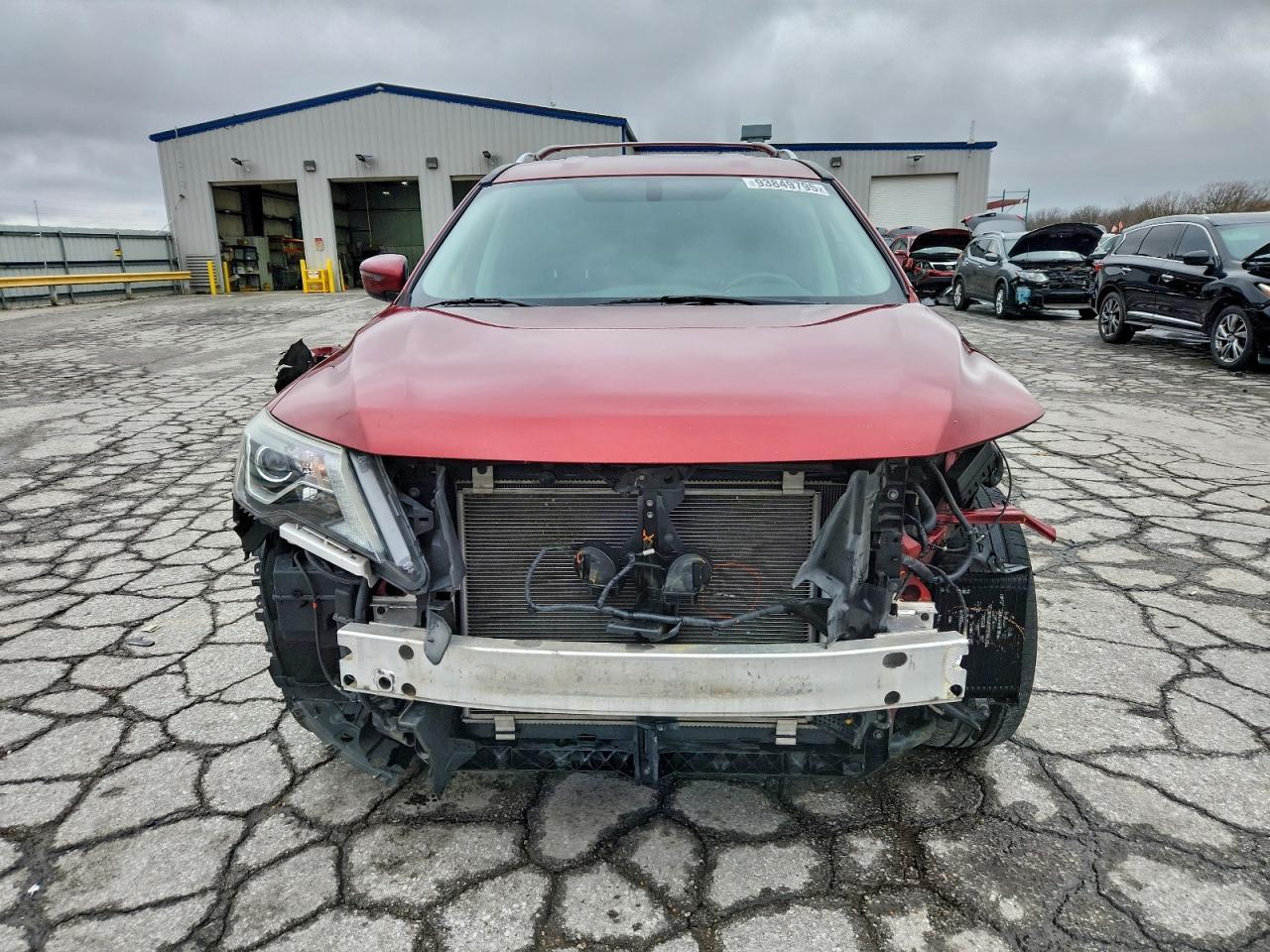 2017 Nissan Pathfinder S - Фото 5