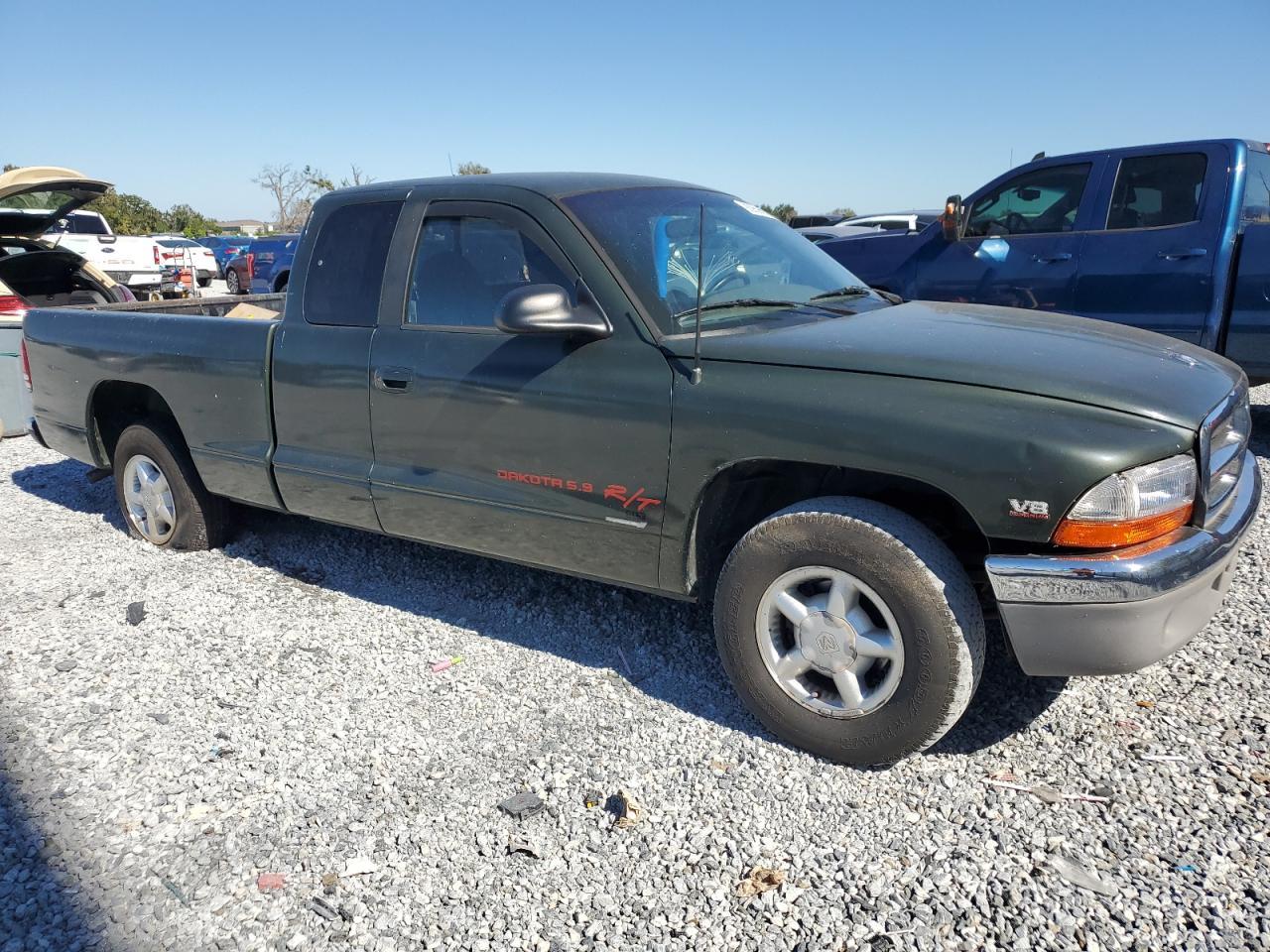 1997 Dodge Dakota - Image 4