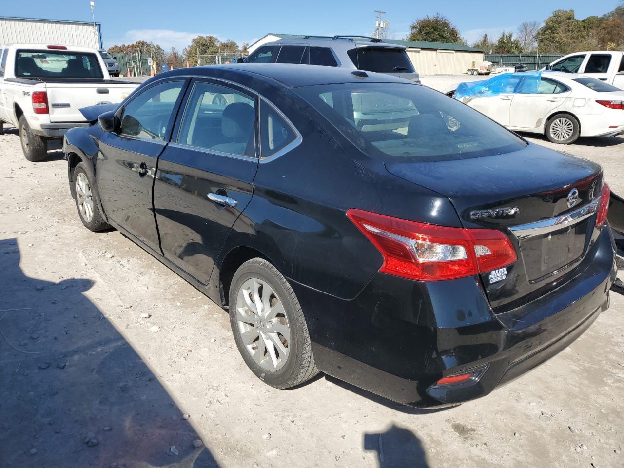 2019 Nissan Sentra S - Фото 2