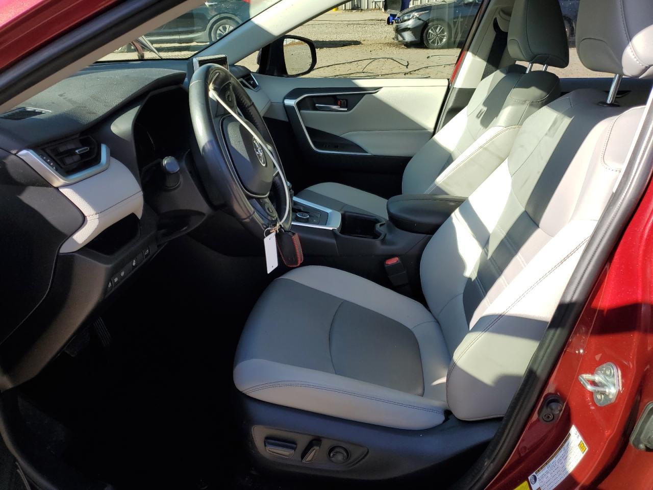 2024 Toyota Rav4 Xle Premium - Image 7