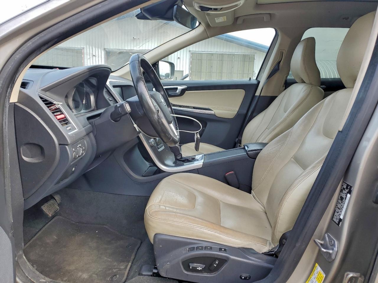 2016 Volvo Xc60 T5 Premier - Фото 7