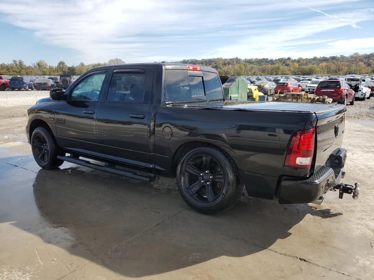 2017 Ram 1500 Sport - Фото 2