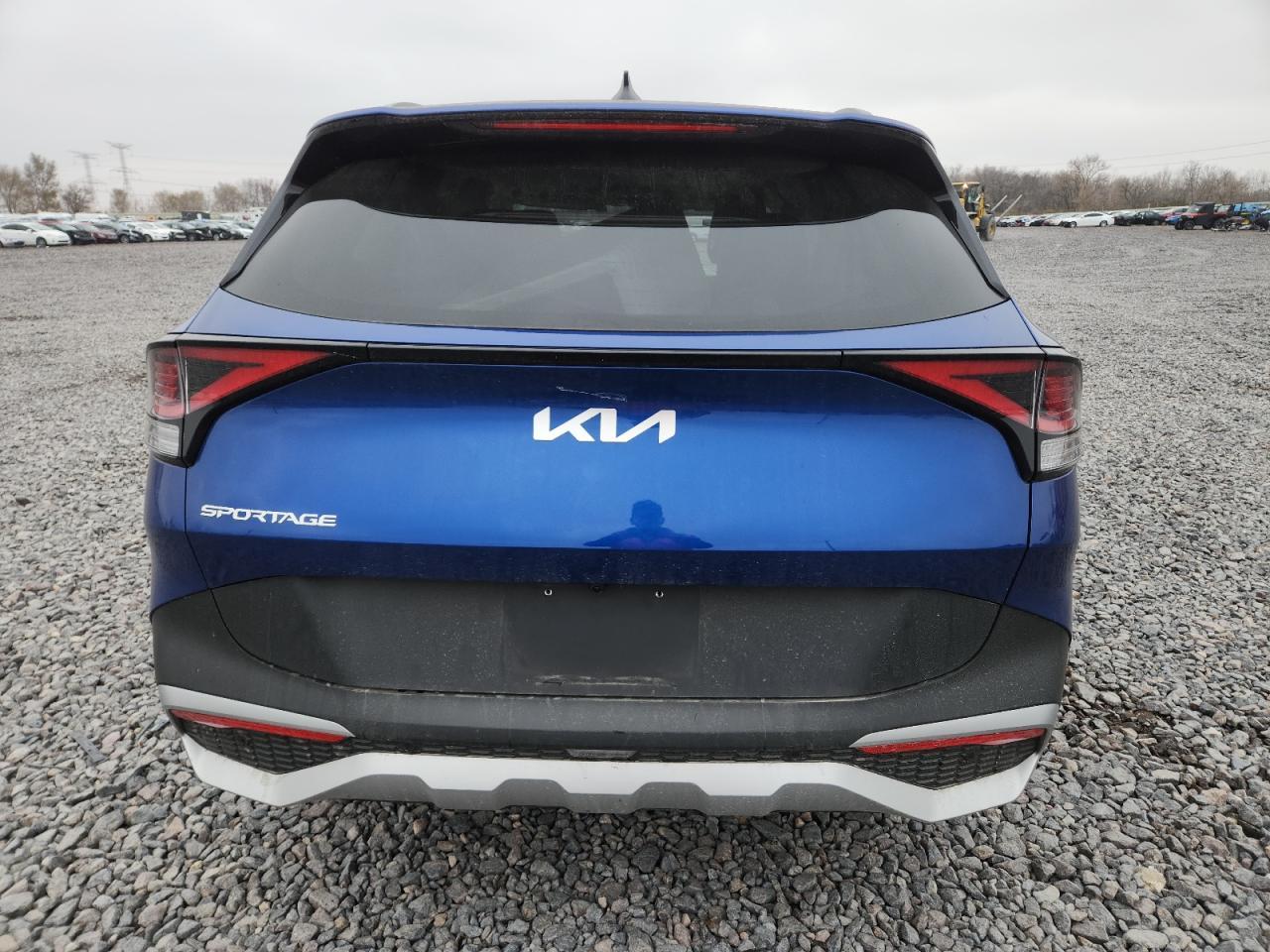 2025 Kia Sportage Ex - Image 6