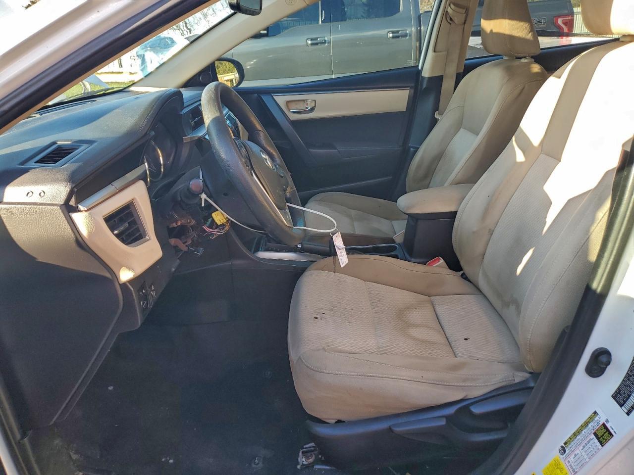 2015 Toyota Corolla L - Фото 7