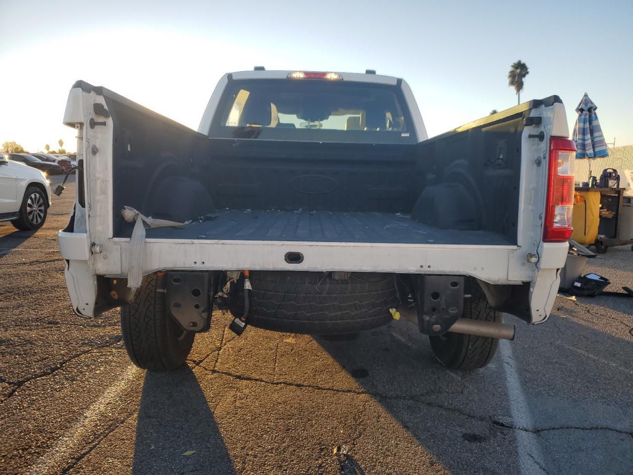 2023 Ford F150 Super Cab - Фото 6