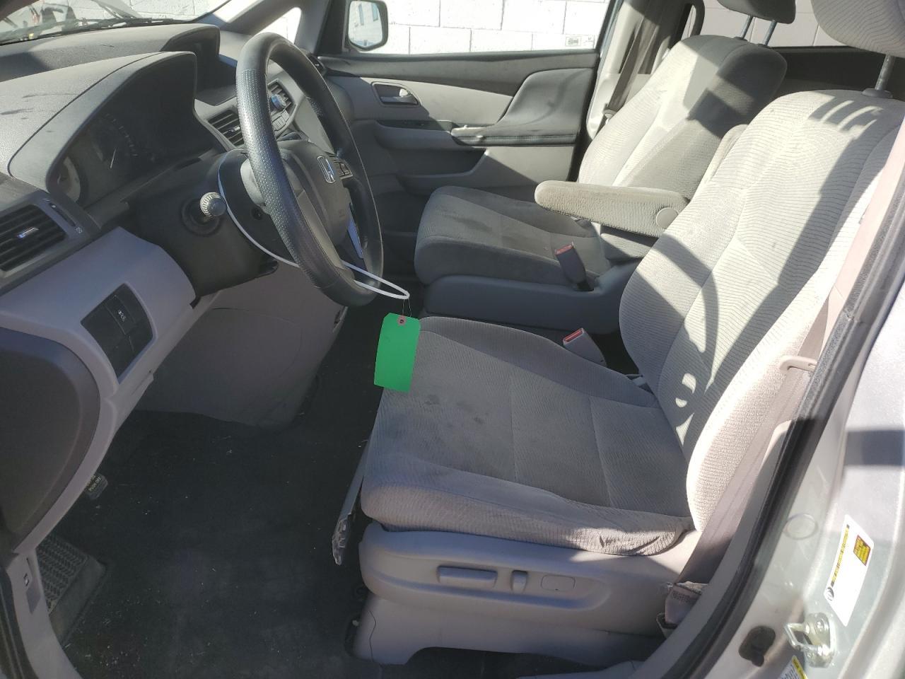 2012 Honda Odyssey Lx - Image 7