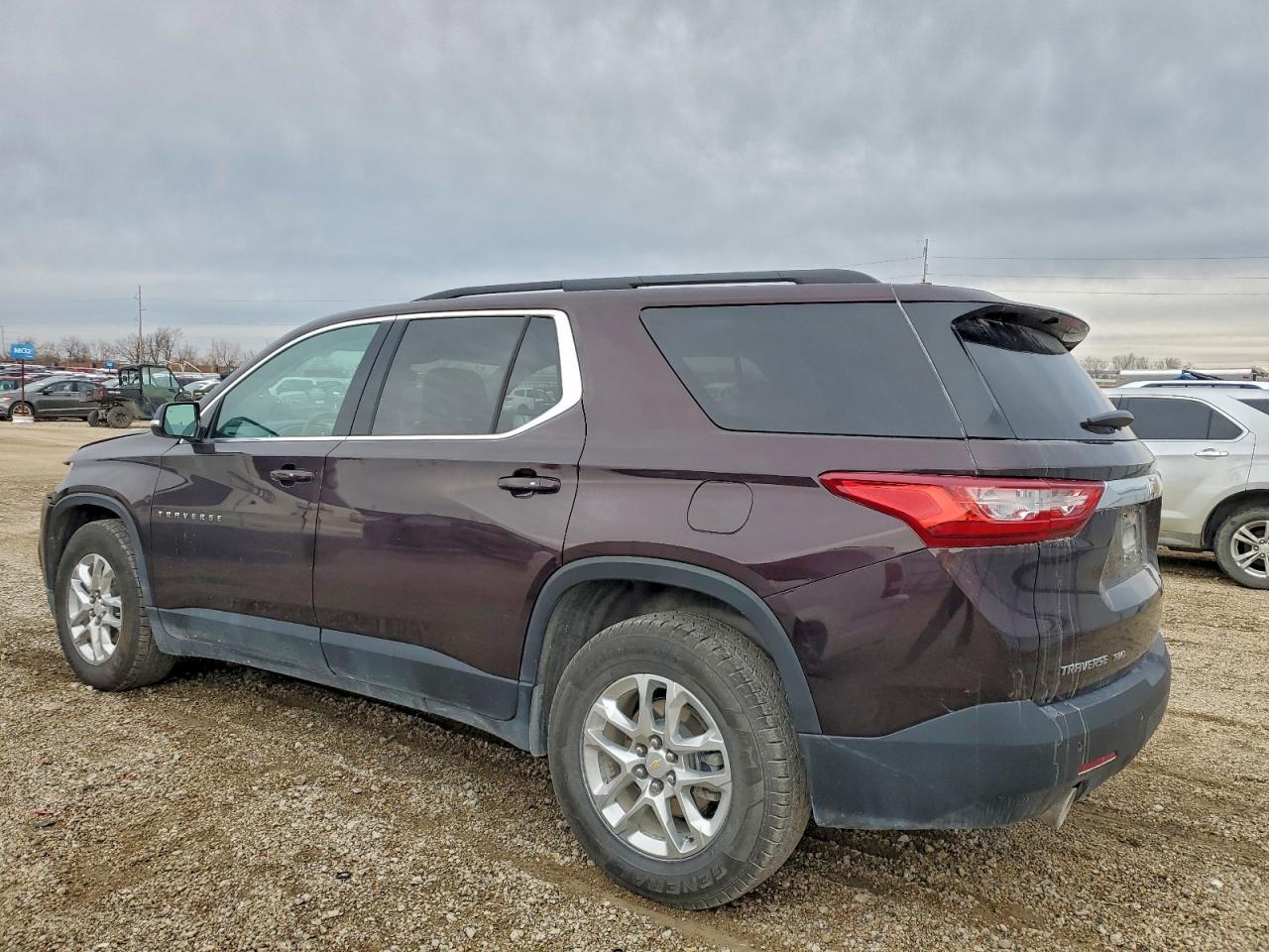 2020 Chevrolet Traverse Lt - Фото 2