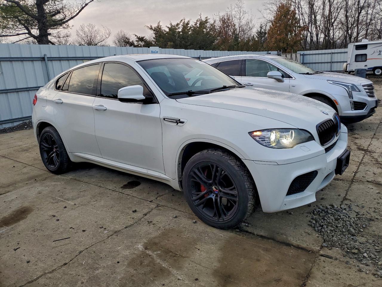 2011 BMW X6 M - Фото 4