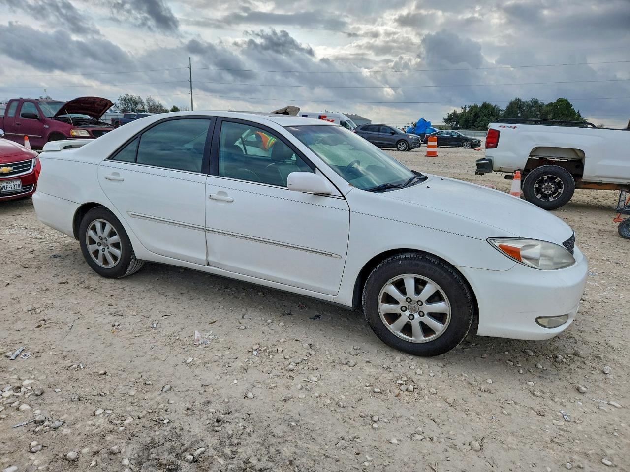 2003 Toyota Camry Le - Image 4