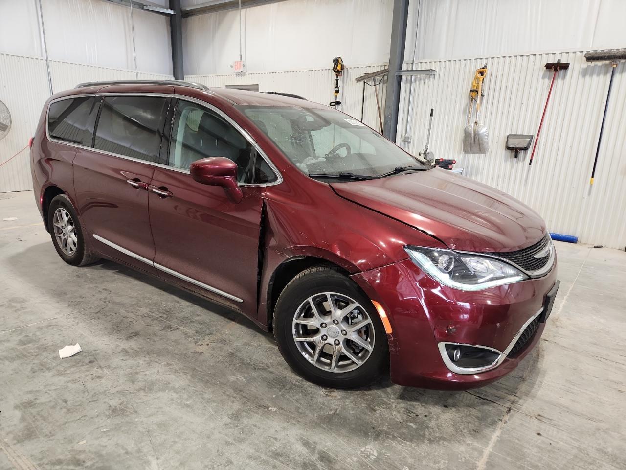 2020 Chrysler Pacifica Touring L - Image 4