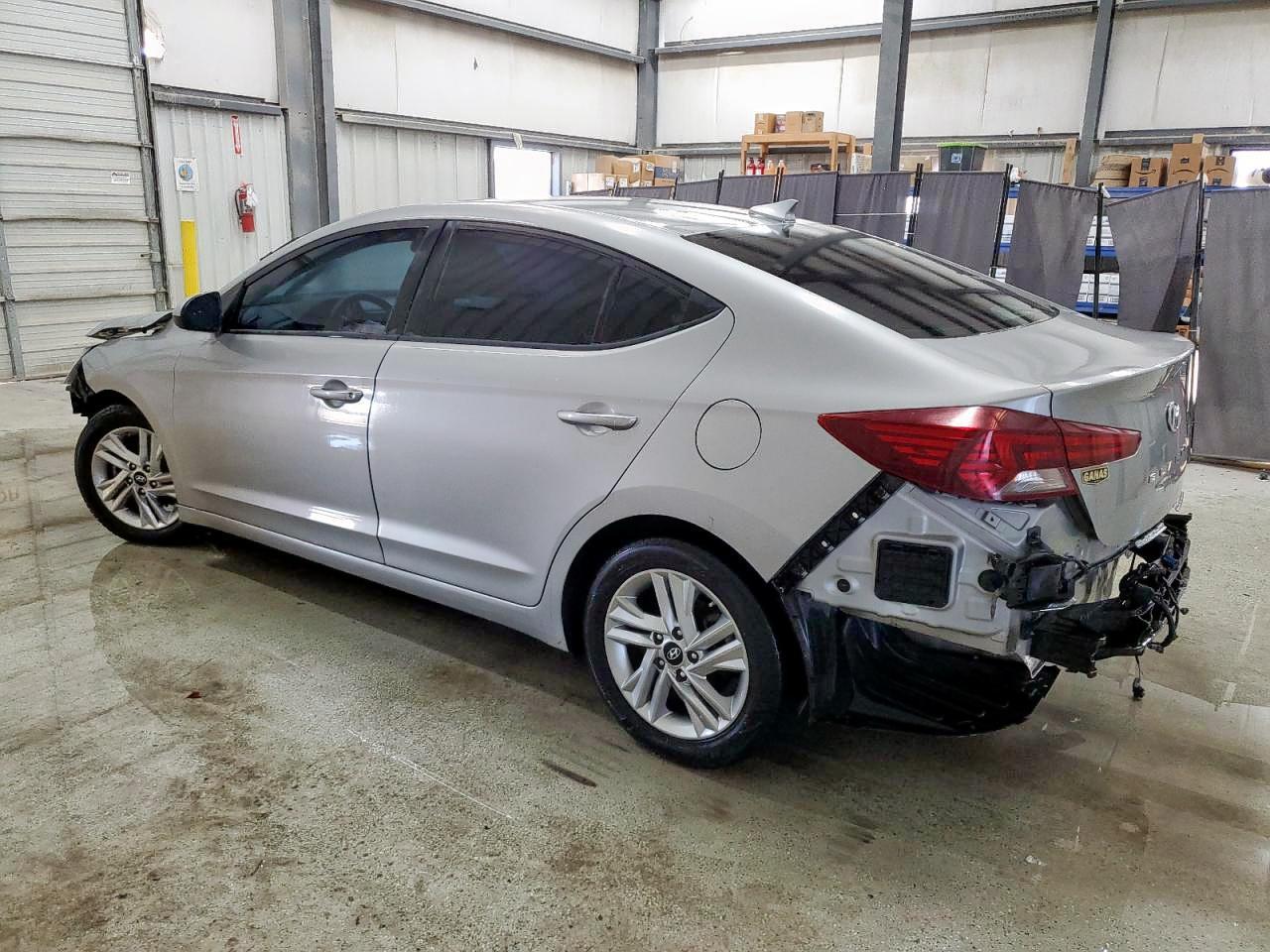 2020 Hyundai Elantra Sel - Image 2