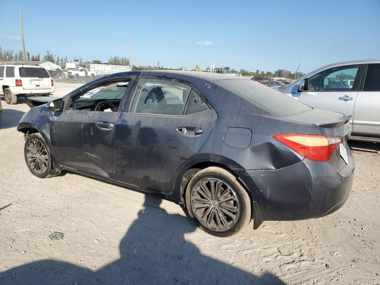 2016 Toyota Corolla L - Фото 2