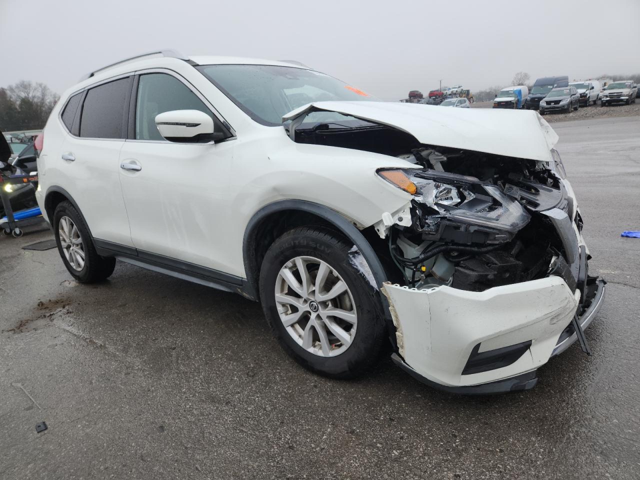 2019 Nissan Rogue S - Фото 4