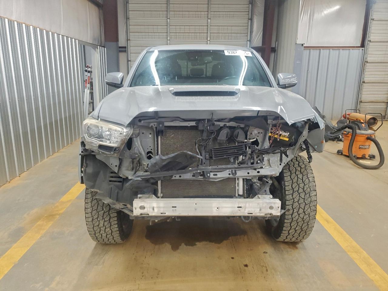 2019 Toyota Tacoma Double Cab - Image 5