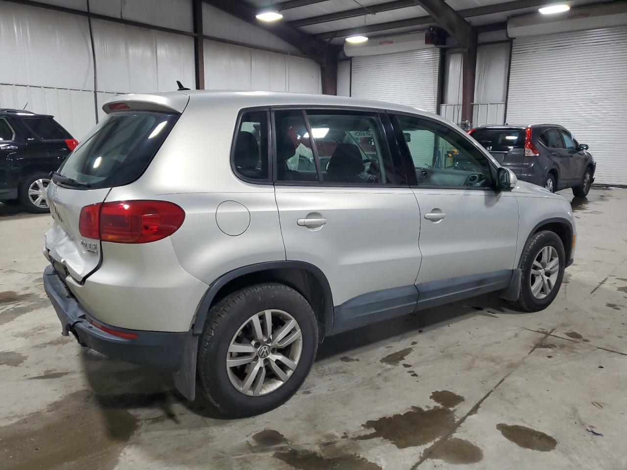 2013 Volkswagen Tiguan S - Фото 3