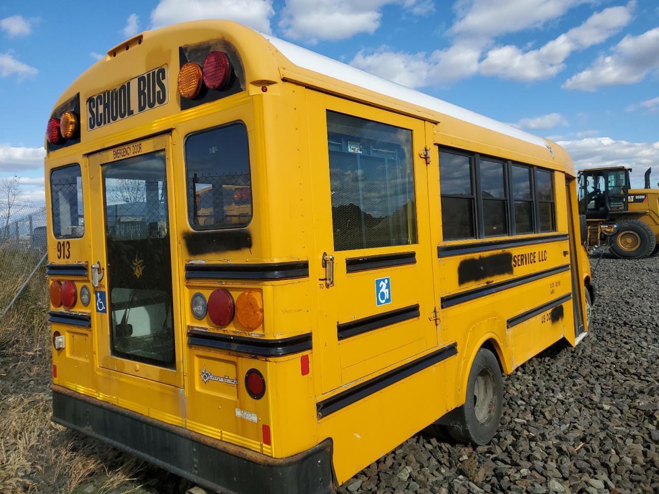 2012 Chevrolet Express G3 - School Bus - Фото 4