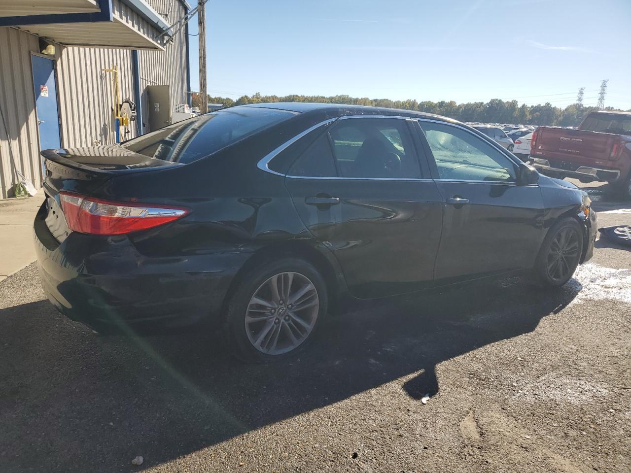 2015 Toyota Camry Se - Фото 3