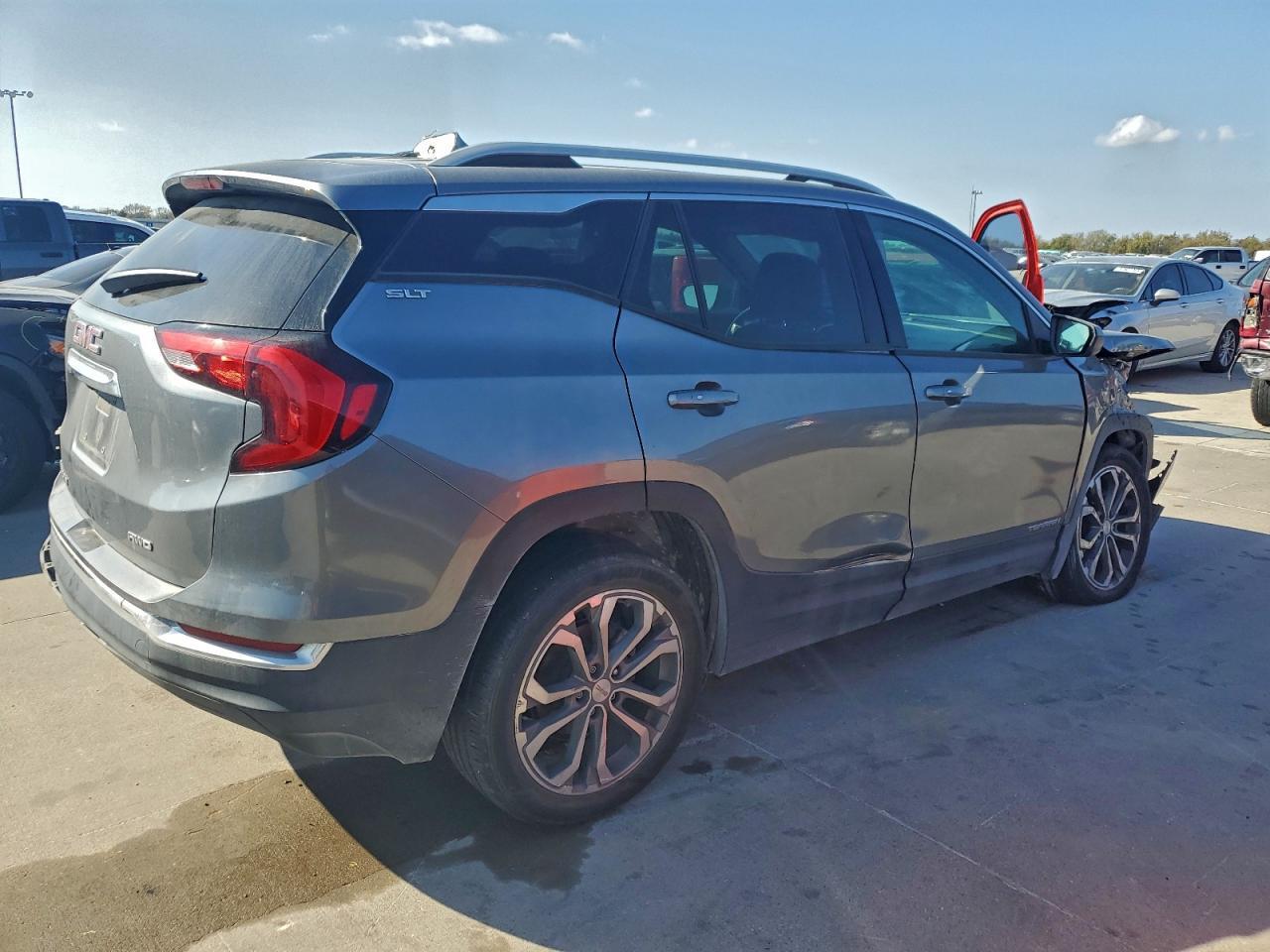 2020 GMC Terrain Slt - Фото 3