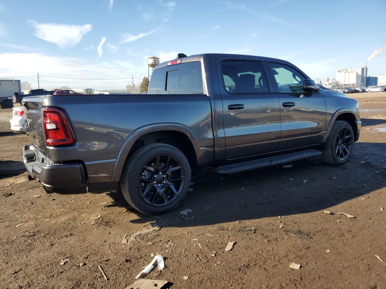 2025 Ram 1500 Laramie - Image 3