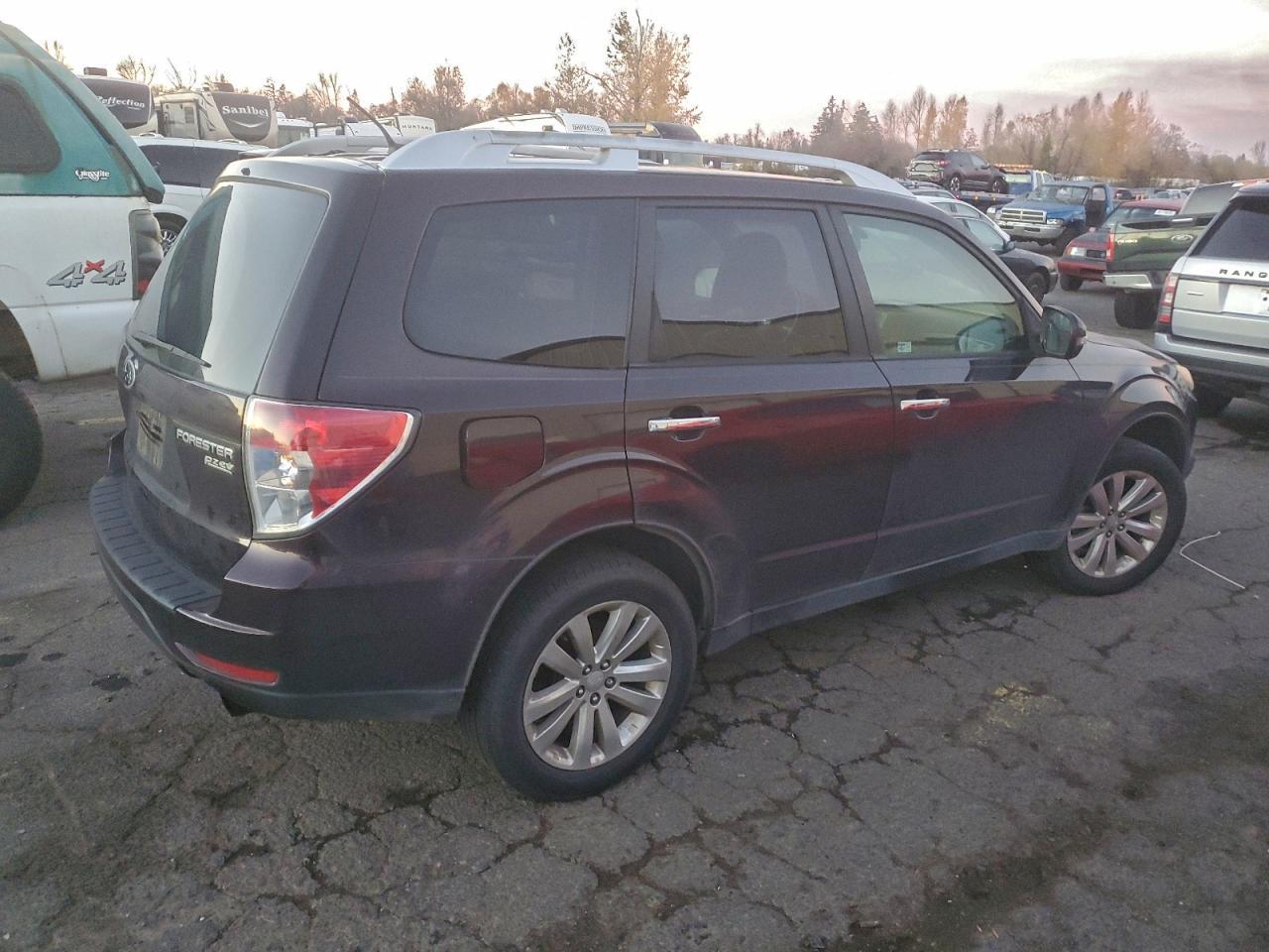 2013 Subaru Forester Touring - Фото 3